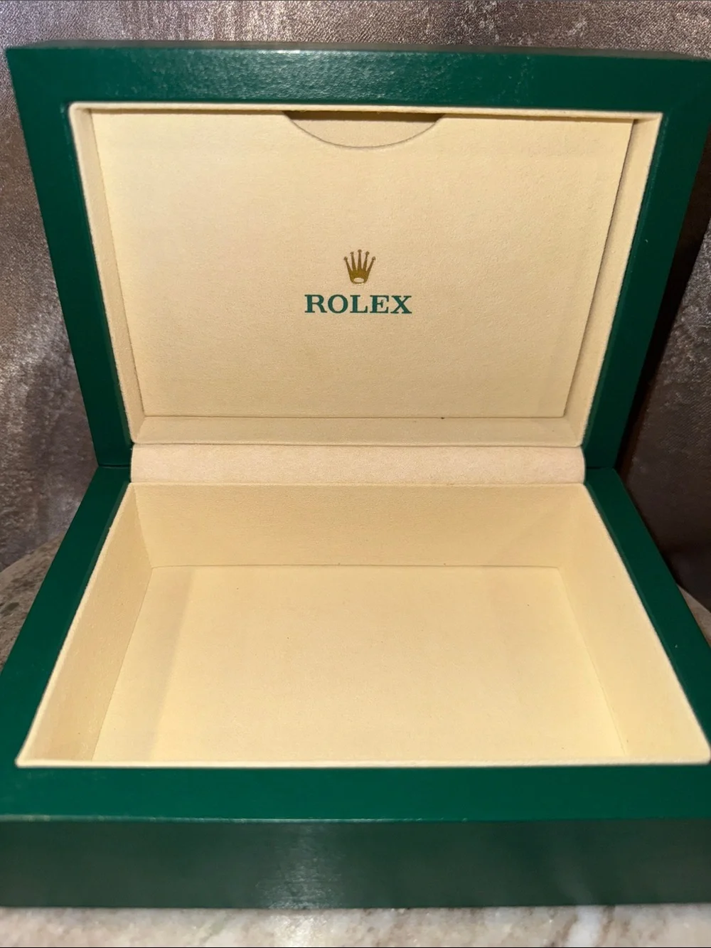 ROLEX Green Jewelry Presentation Box with Gold Crown Emblem
